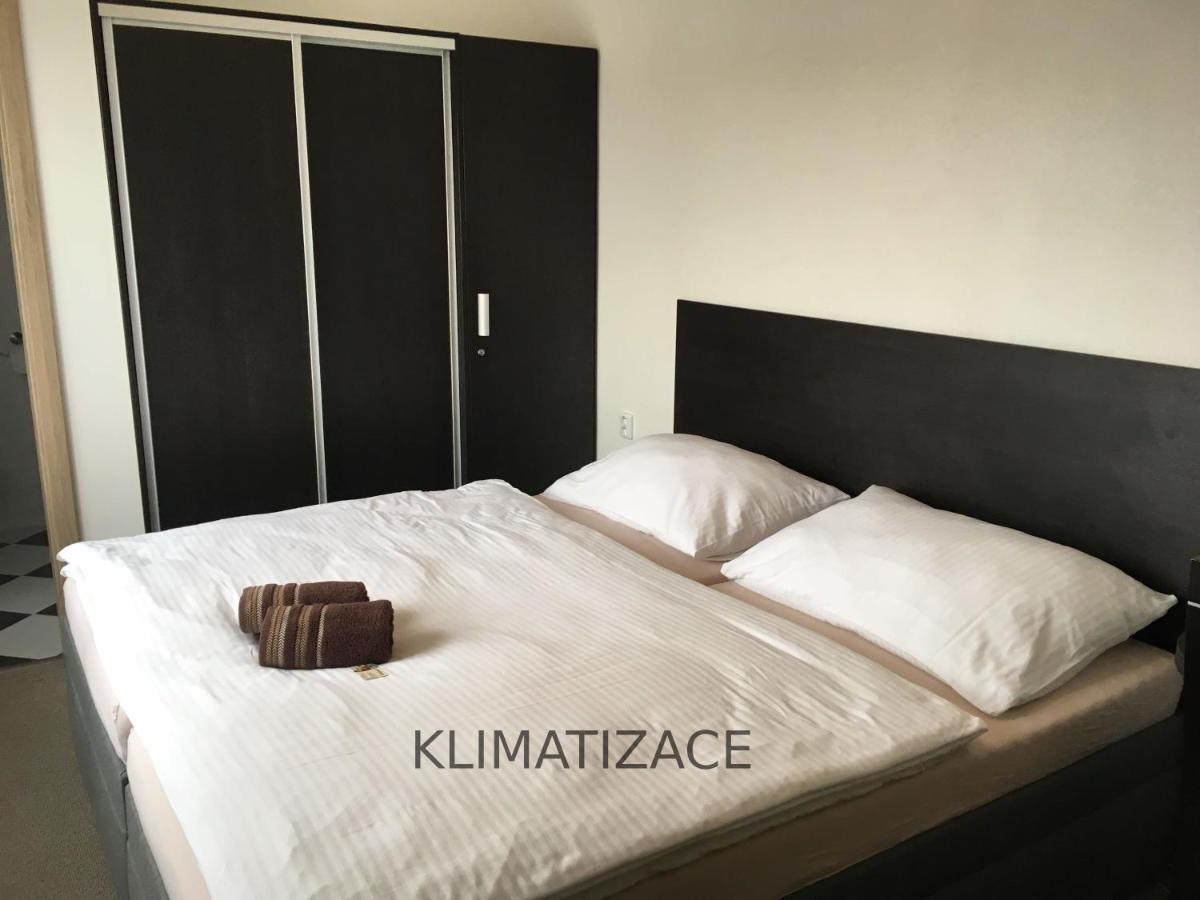 Hotel Jordanek Opocno Ngoại thất bức ảnh