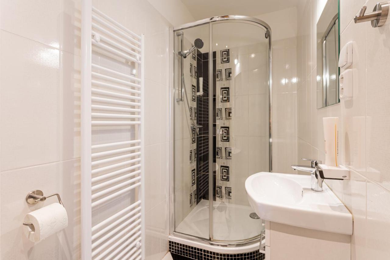 Hotel Jordanek Opocno Ngoại thất bức ảnh
