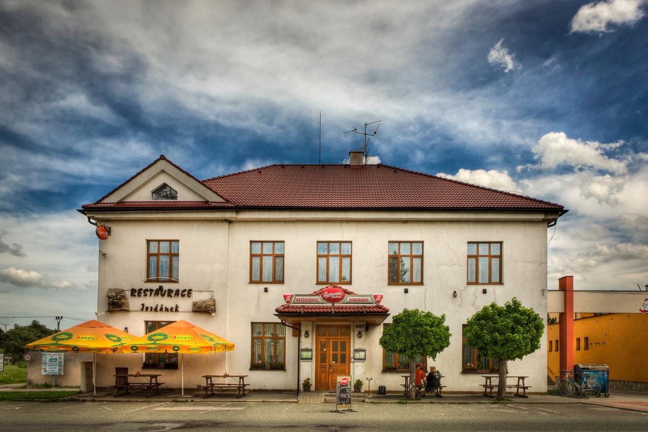 Hotel Jordanek Opocno Ngoại thất bức ảnh