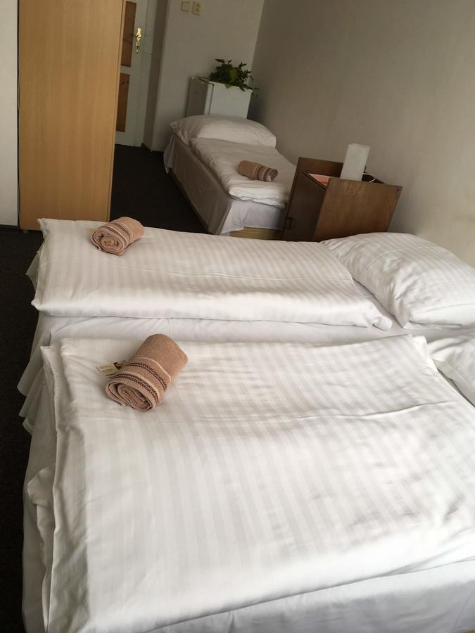 Hotel Jordanek Opocno Ngoại thất bức ảnh
